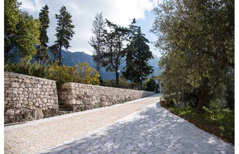 casa indipendente in vendita a Postiglione in zona Canneto