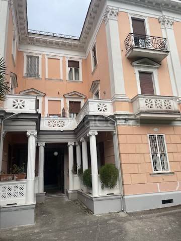 appartamento in vendita a Postiglione in zona Canneto