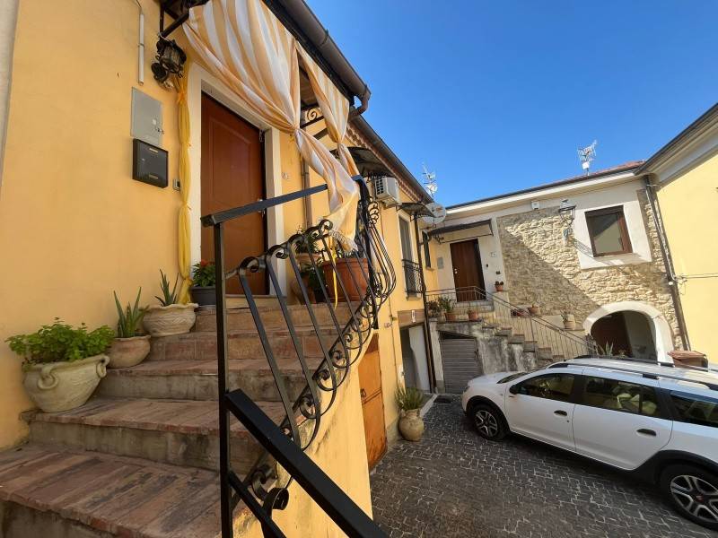 appartamento in vendita a Prignano Cilento