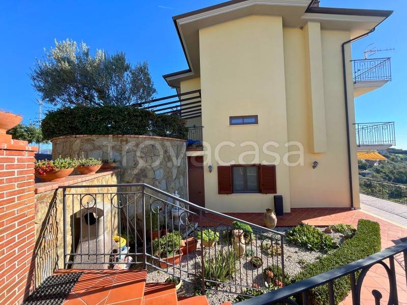 appartamento in vendita a Prignano Cilento