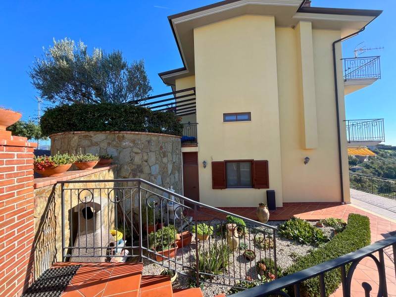 appartamento in vendita a Prignano Cilento