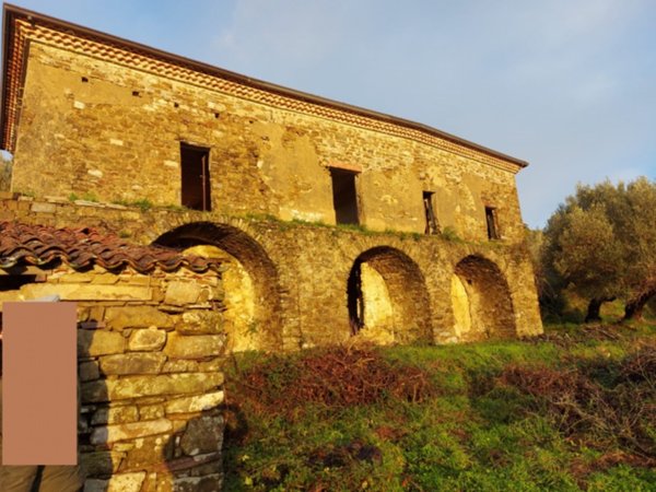 casa indipendente in vendita a Prignano Cilento