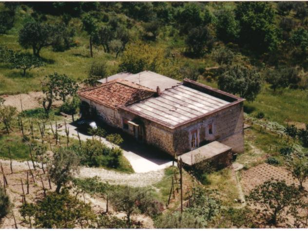 casa indipendente in vendita a Prignano Cilento