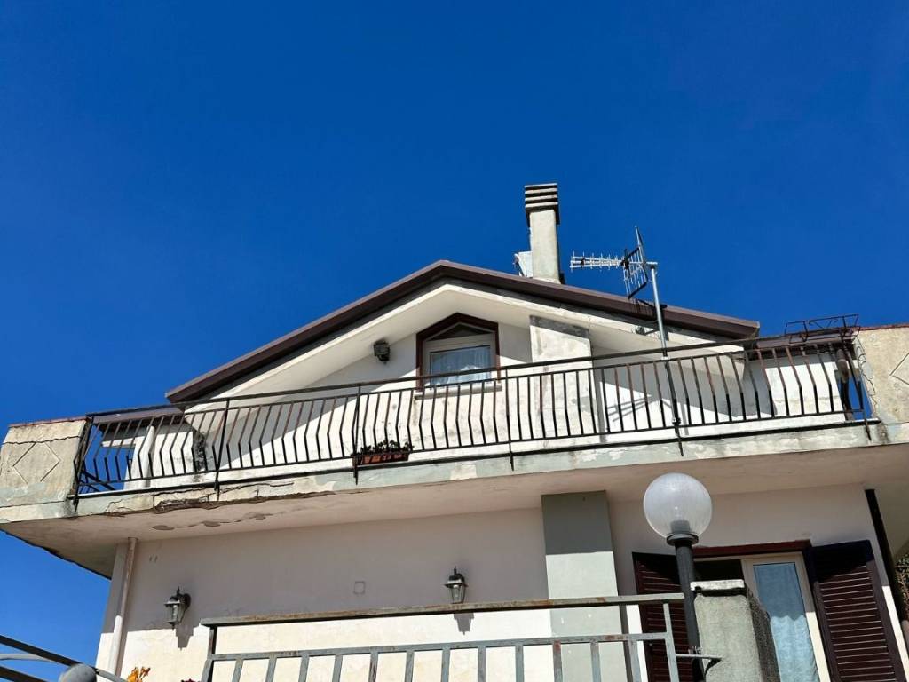 casa indipendente in vendita a Prignano Cilento