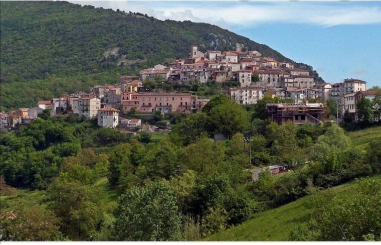 rudere in vendita a Prignano Cilento