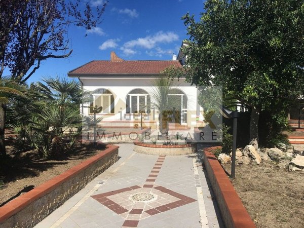 casa indipendente in vendita a Prignano Cilento