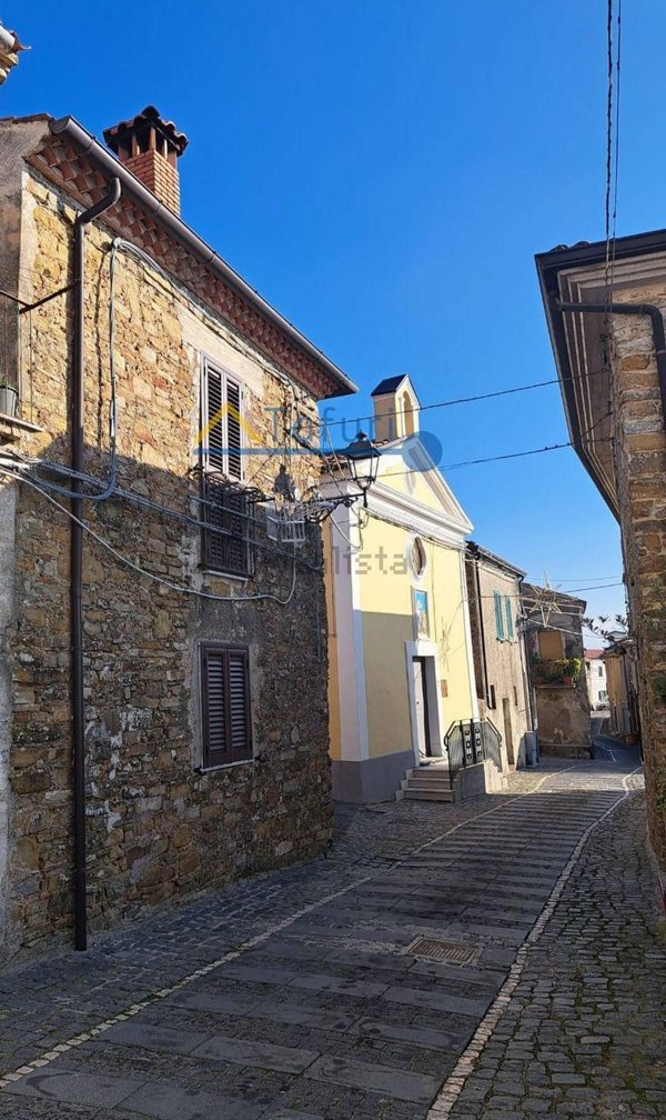 casa indipendente in vendita a Prignano Cilento