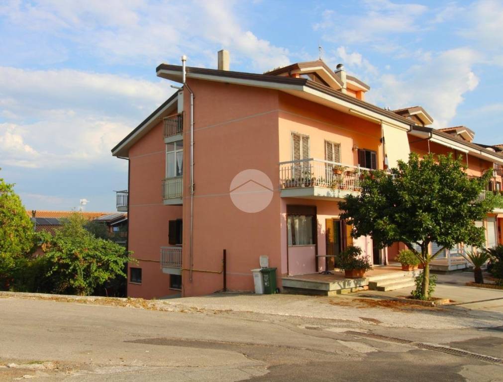 appartamento in vendita a Prignano Cilento in zona San Giuliano