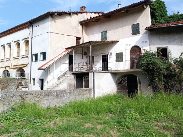 casa indipendente in vendita a Cigliè