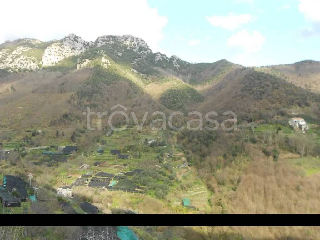 terreno agricolo in vendita a Ravello in zona Sambuco