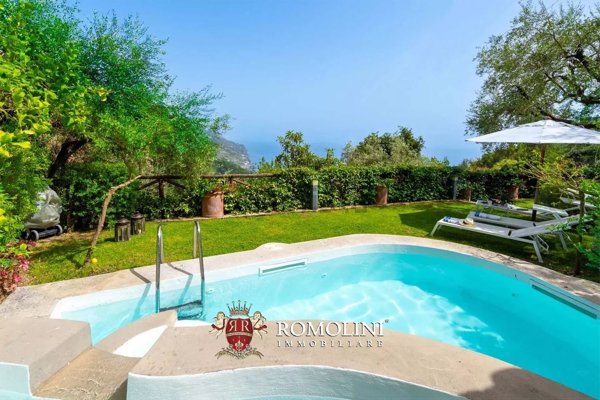 casa indipendente in vendita a Ravello in zona Torello
