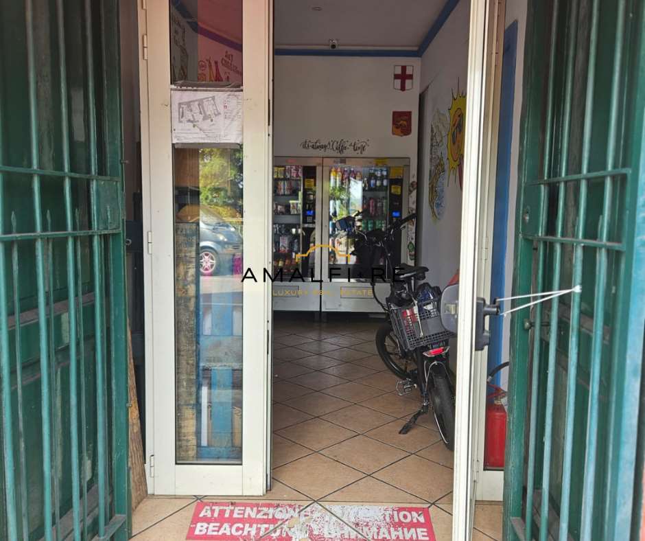 locale commerciale in vendita a Ravello in zona Castiglione