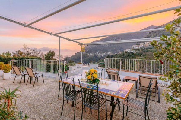 casa indipendente in vendita a Ravello in zona San Pietro alla Costa