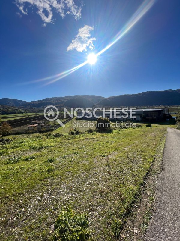 capannone in vendita a Ricigliano