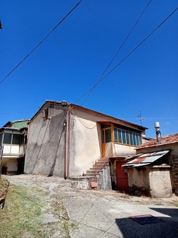 appartamento in vendita a Roccadaspide in zona Serra