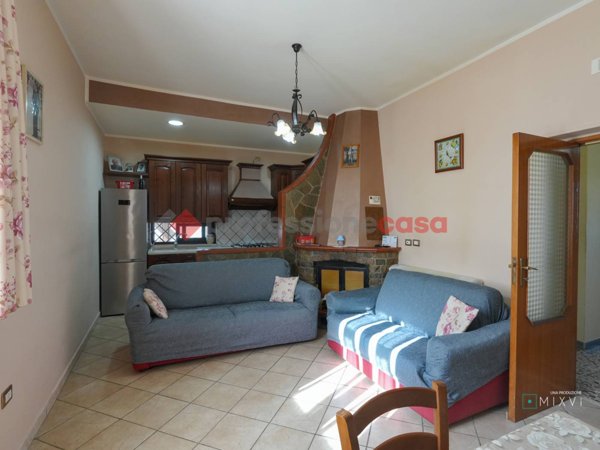 casa indipendente in vendita a Roccadaspide