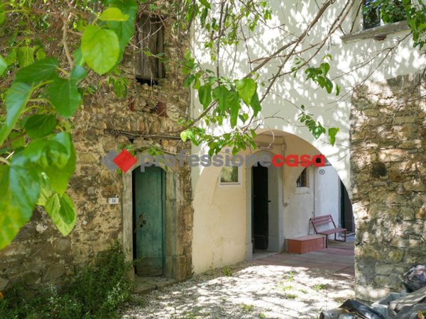 appartamento in vendita a Roccadaspide in zona Carretiello