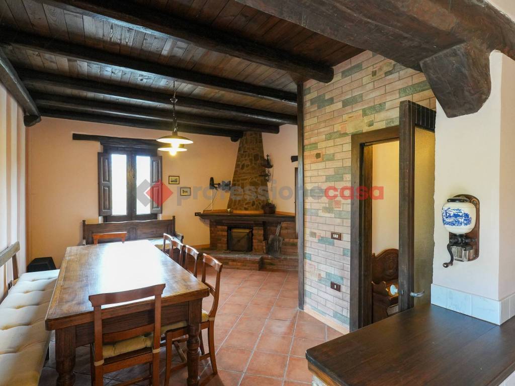 casa indipendente in vendita a Roccadaspide