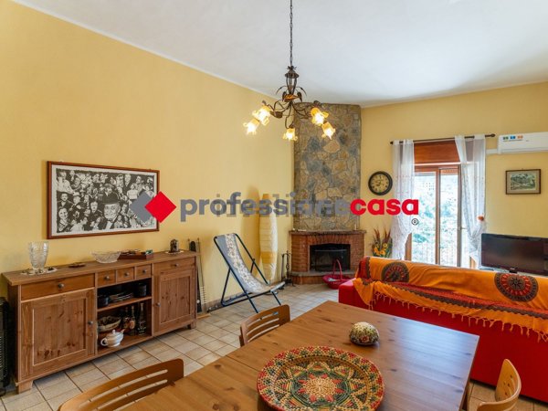 appartamento in vendita a Roccadaspide