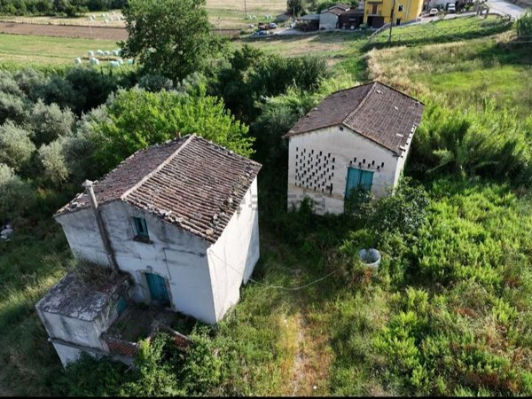 terreno agricolo in vendita a Roccadaspide in zona Isca