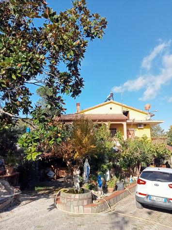casa indipendente in vendita a Roccadaspide