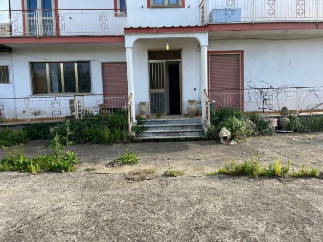 casa indipendente in vendita a Roccadaspide in zona Fonte