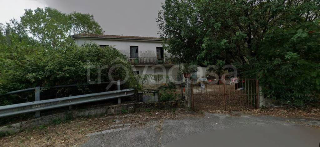 casa indipendente in vendita a Roccadaspide in zona Isca