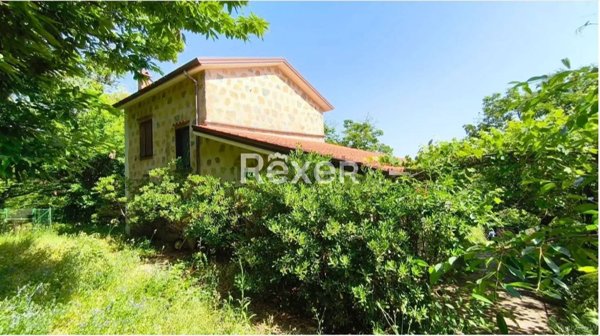 casa indipendente in vendita a Roccadaspide in zona Carretiello