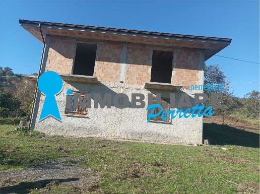 casale in vendita a Roccagloriosa
