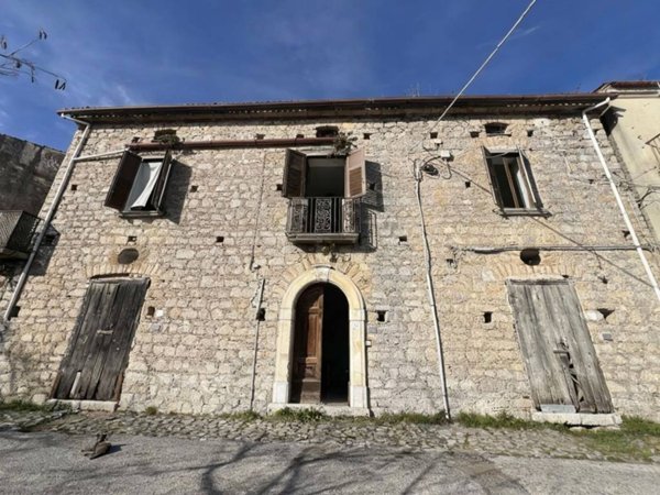 appartamento in vendita a Roccagloriosa