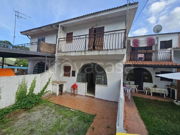 casa indipendente in vendita a Roccagloriosa