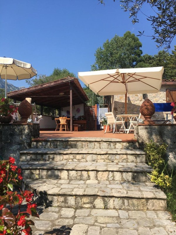 casale in vendita a Roccagloriosa