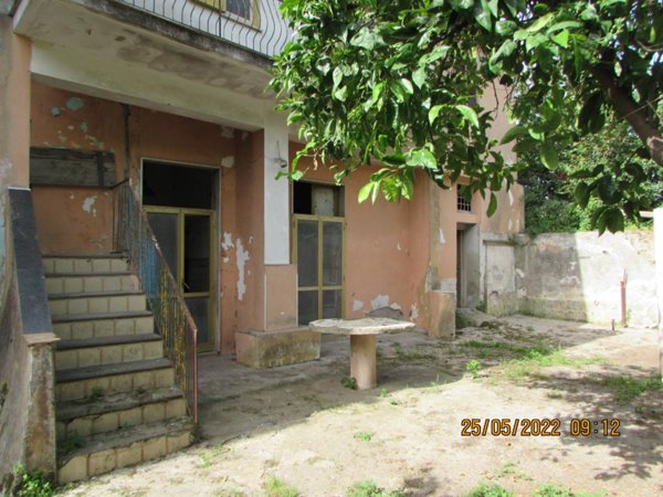 intera palazzina in vendita a Roccapiemonte