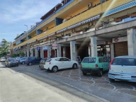 locale commerciale in vendita a Roccapiemonte