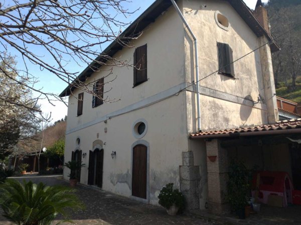 casa indipendente in vendita a Roccapiemonte