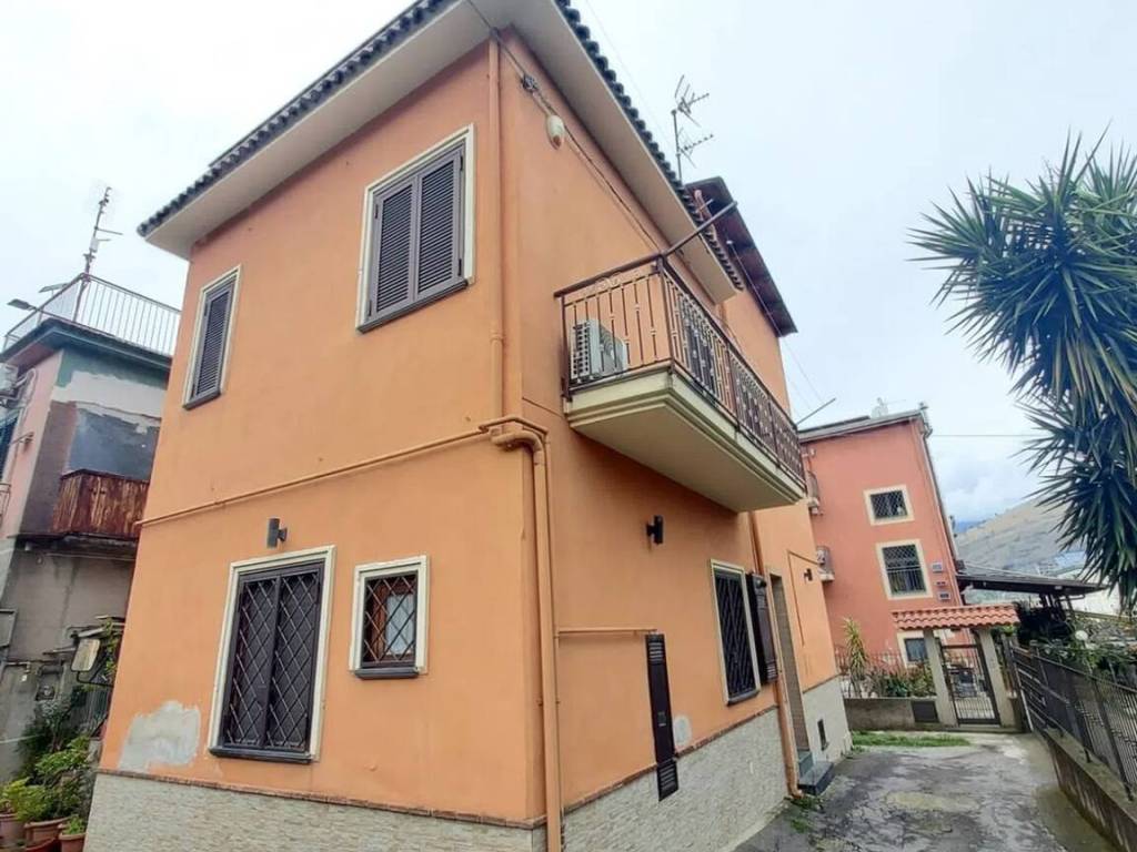 casa indipendente in vendita a Roccapiemonte