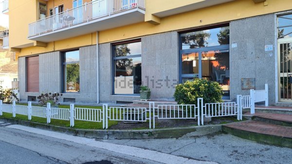 negozio in vendita a Roccapiemonte