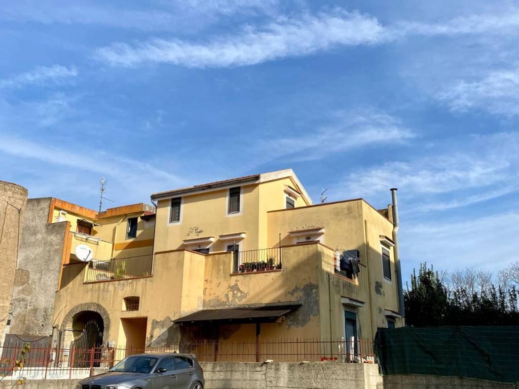 casa indipendente in vendita a Roccapiemonte in zona San Potito