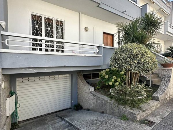 casa indipendente in vendita a Roccapiemonte