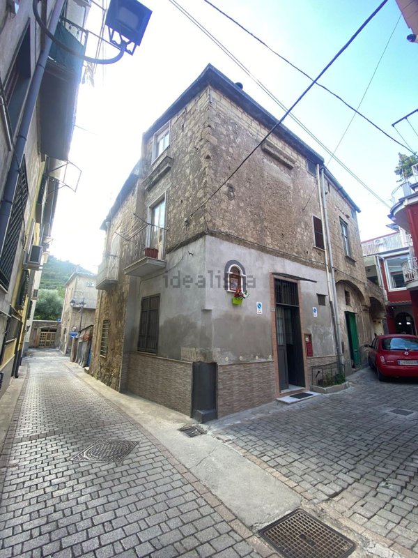 casa indipendente in vendita a Roccapiemonte in zona San Potito
