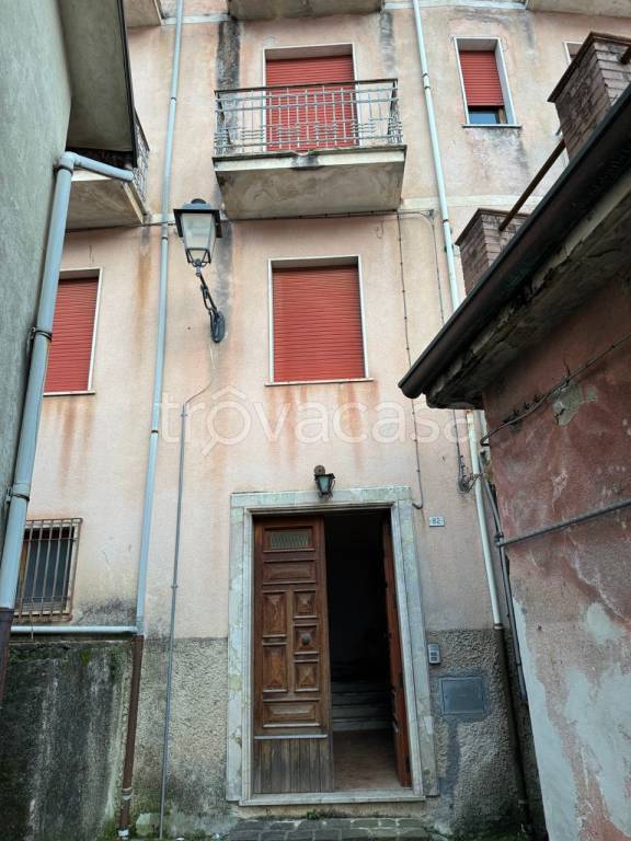 casa indipendente in vendita a Rofrano