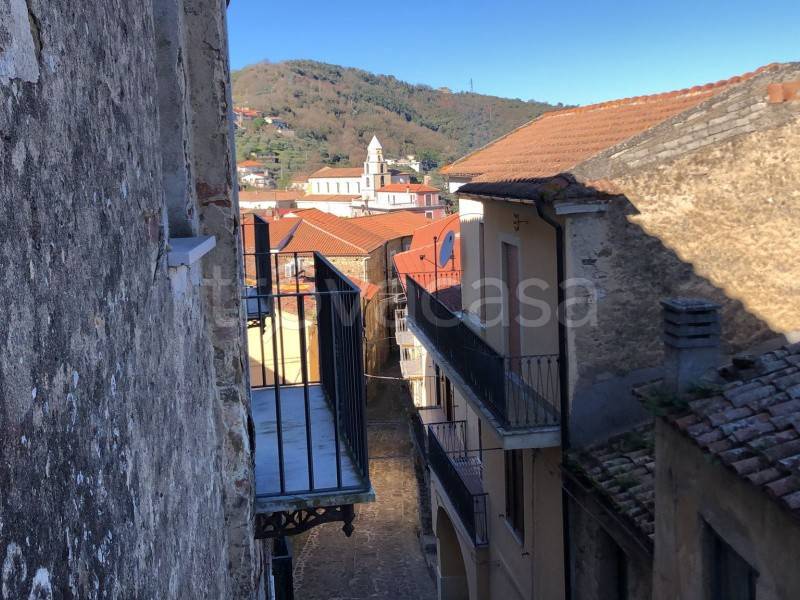 casa semindipendente in vendita a Rutino