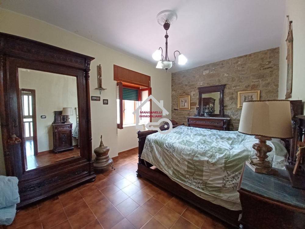 casa indipendente in vendita a Rutino