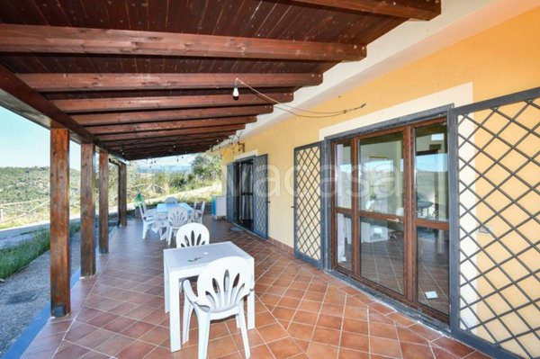 casa indipendente in vendita a Rutino