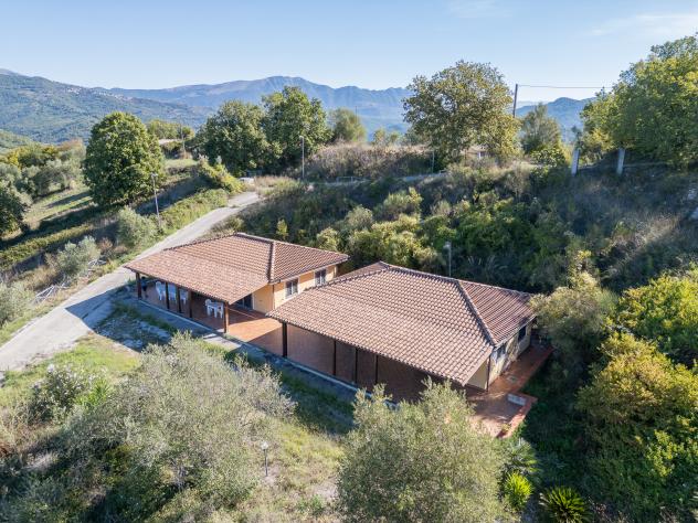 casa indipendente in vendita a Rutino