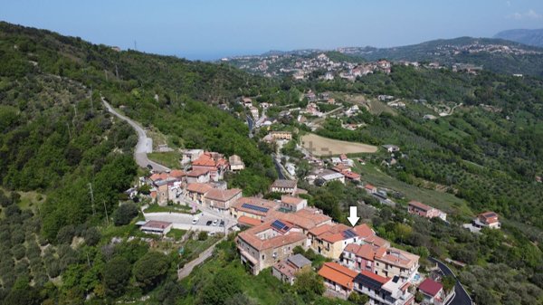 casa indipendente in vendita a Rutino