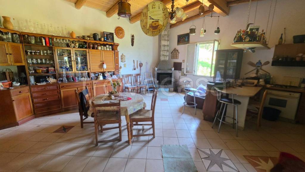 casa indipendente in vendita a Rutino