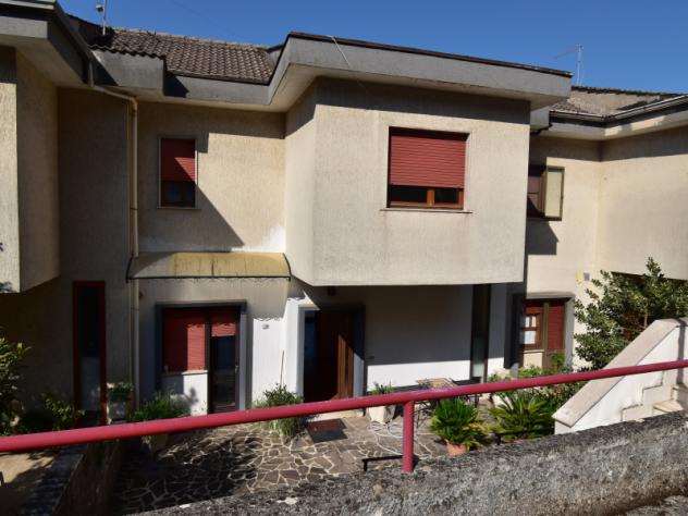casa indipendente in vendita a Sala Consilina