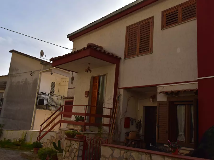 casa indipendente in vendita a Sala Consilina