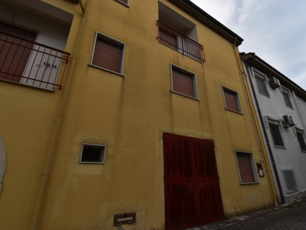 casa indipendente in vendita a Sala Consilina in zona Trinità